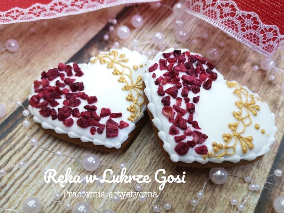 118953006_716426768939527_4768603354246004808_o